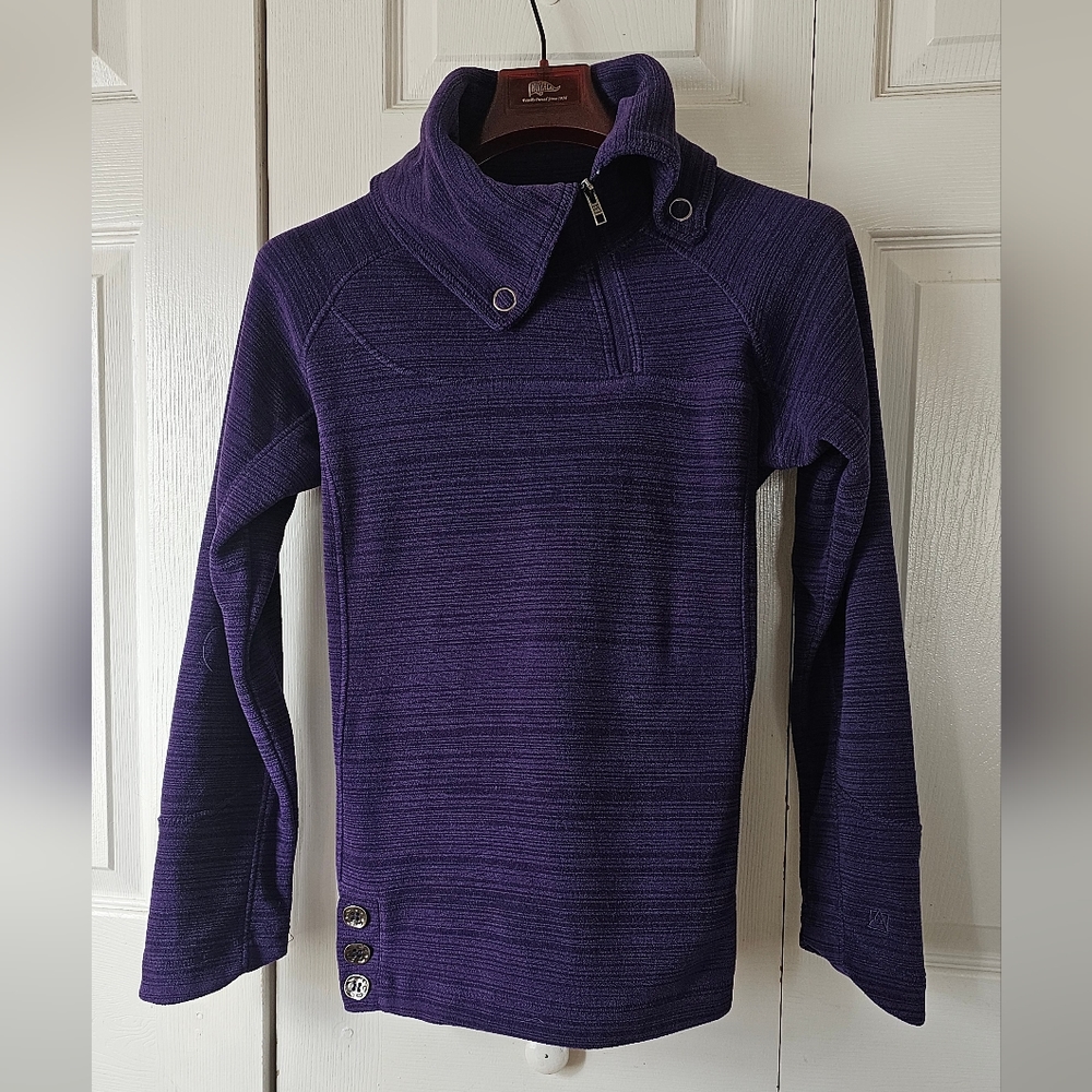 NWOT Avalanche Fleece Pullover. Purple. Outer Layer.